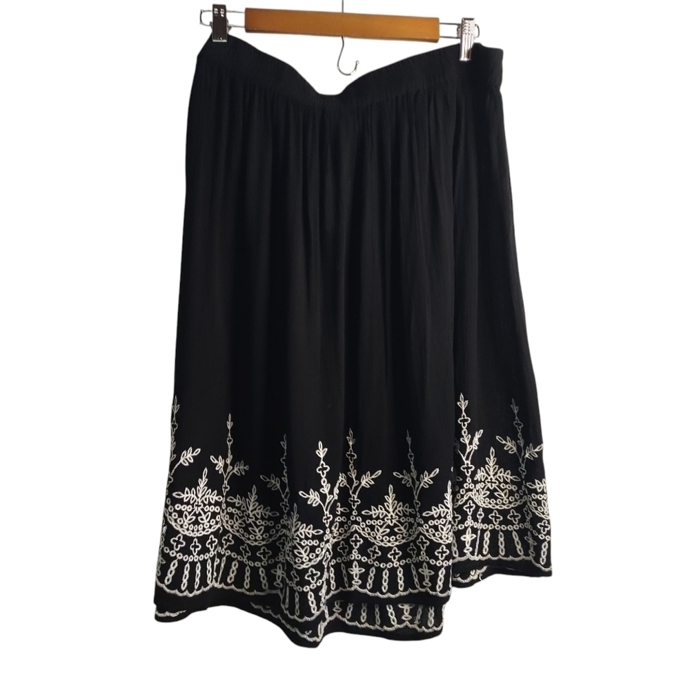 C Est. 1946 Women's Navy Blue White Embroidered Plus Size Skirt Sz 18/20W NWT - Picture 3 of 8